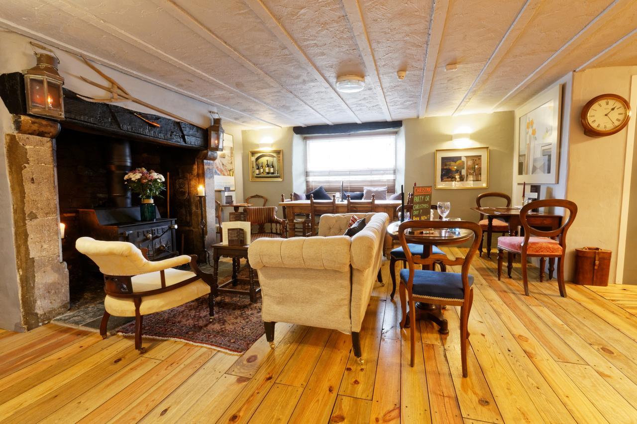 Rams Head Inn Dolton Eksteriør bilde